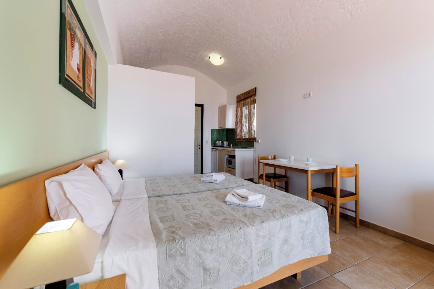 Double or Twin Room | In-room safe, iron/ironing board, bed sheets, wheelchair access