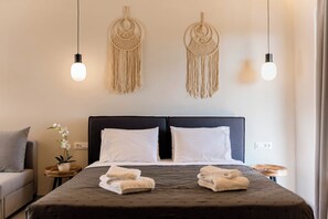 Deluxe Double or Twin | Coffres-forts dans les chambres, fer et planche à repasser