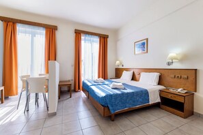 Superior room with kitchenette | In-room safe, iron/ironing board, bed sheets, wheelchair access - Stella Hotel (Rhodes)