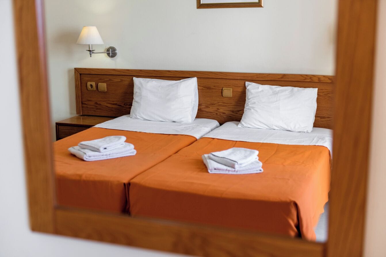 One Bedroom Apartment | In-room safe, iron/ironing board, bed sheets, wheelchair access