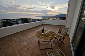 Standard room with kitchenette | View from room - Stella Hotel (Rhodes)