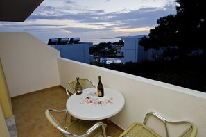 Superior room with kitchenette | 部屋からの景観