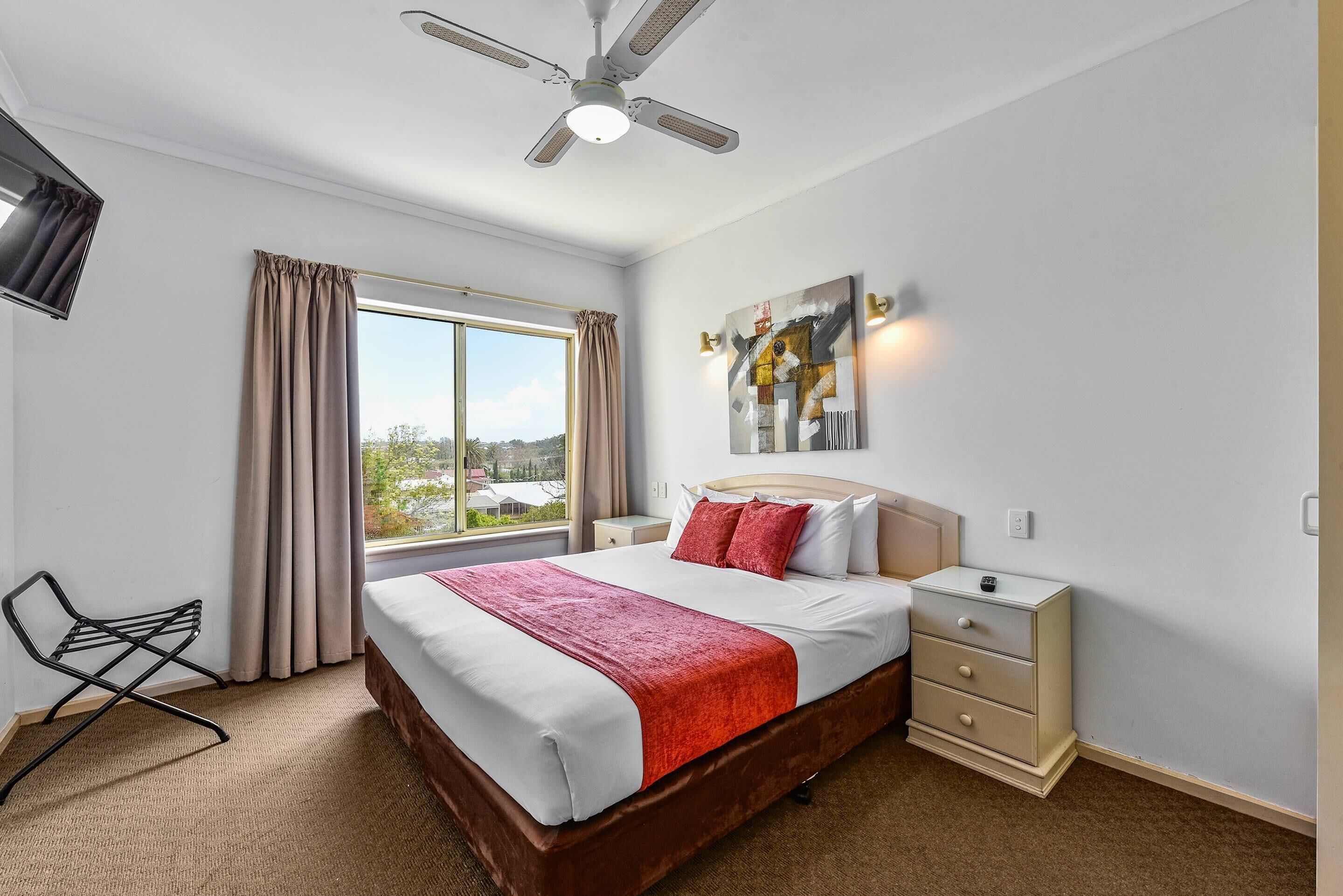 公寓, 多张床, 无烟房 (Efficiency) | 熨斗/熨衣板、免费 WiFi、床单