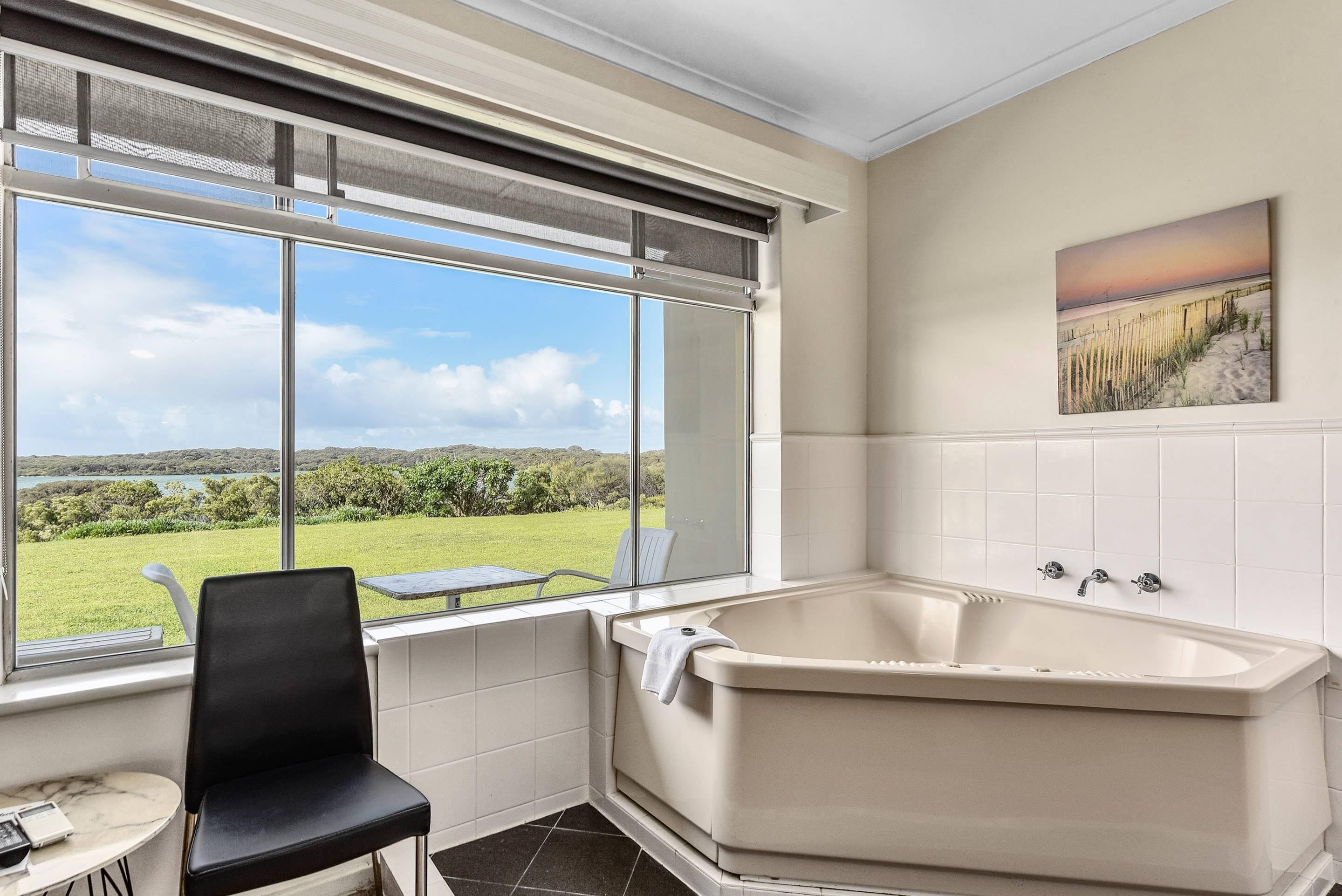 Rom, 1 kingsize-seng, ikke-røyk (Efficiency) | Strykejern/-brett, wi-fi (inkludert) og sengetøy