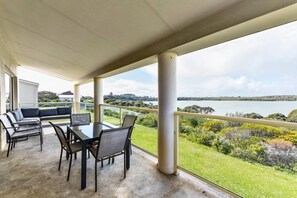 Huoneisto, useita sänkyjä, tupakointi kielletty (Efficiency) | Silitysrauta/-lauta, ilmainen Wi-Fi, vuodevaatteet