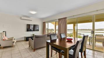 Apartment, Multiple Beds, Non Smoking (Efficiency)
