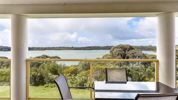 Apartment, Multiple Beds, Non Smoking (Efficiency)