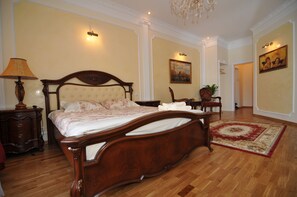 Superior Studio, Kitchen