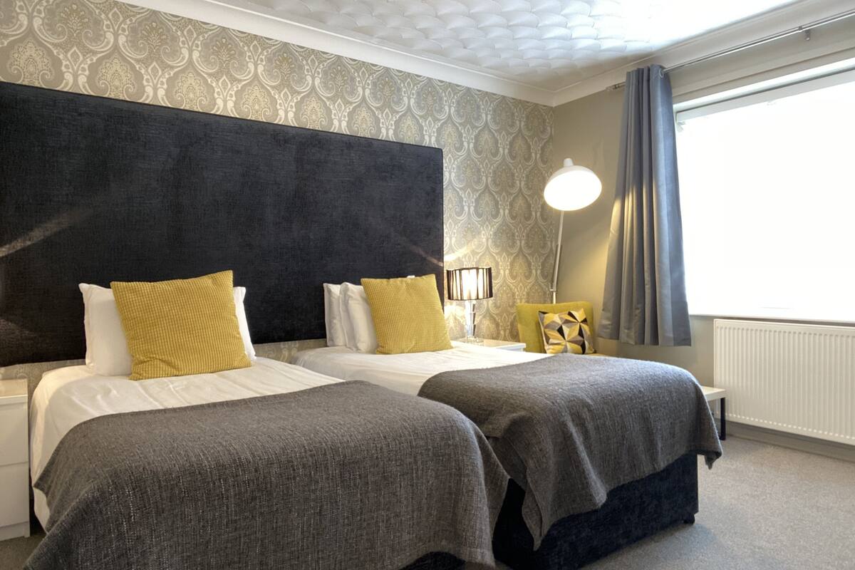 king double or twin room | 1 bedroom, hypo-allergenic bedding, desk, free wifi