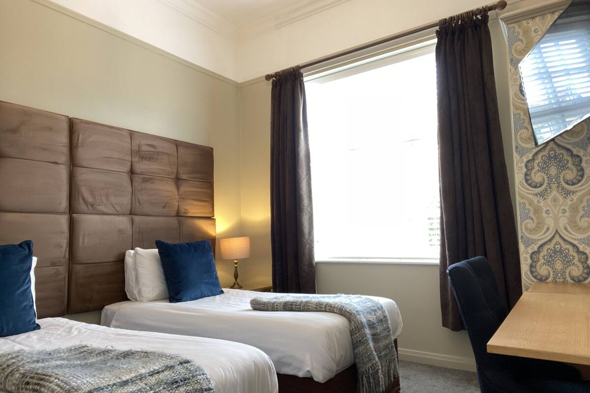 Ground Floor King or Twin Room | Hypo-allergenic bedding, desk, free WiFi