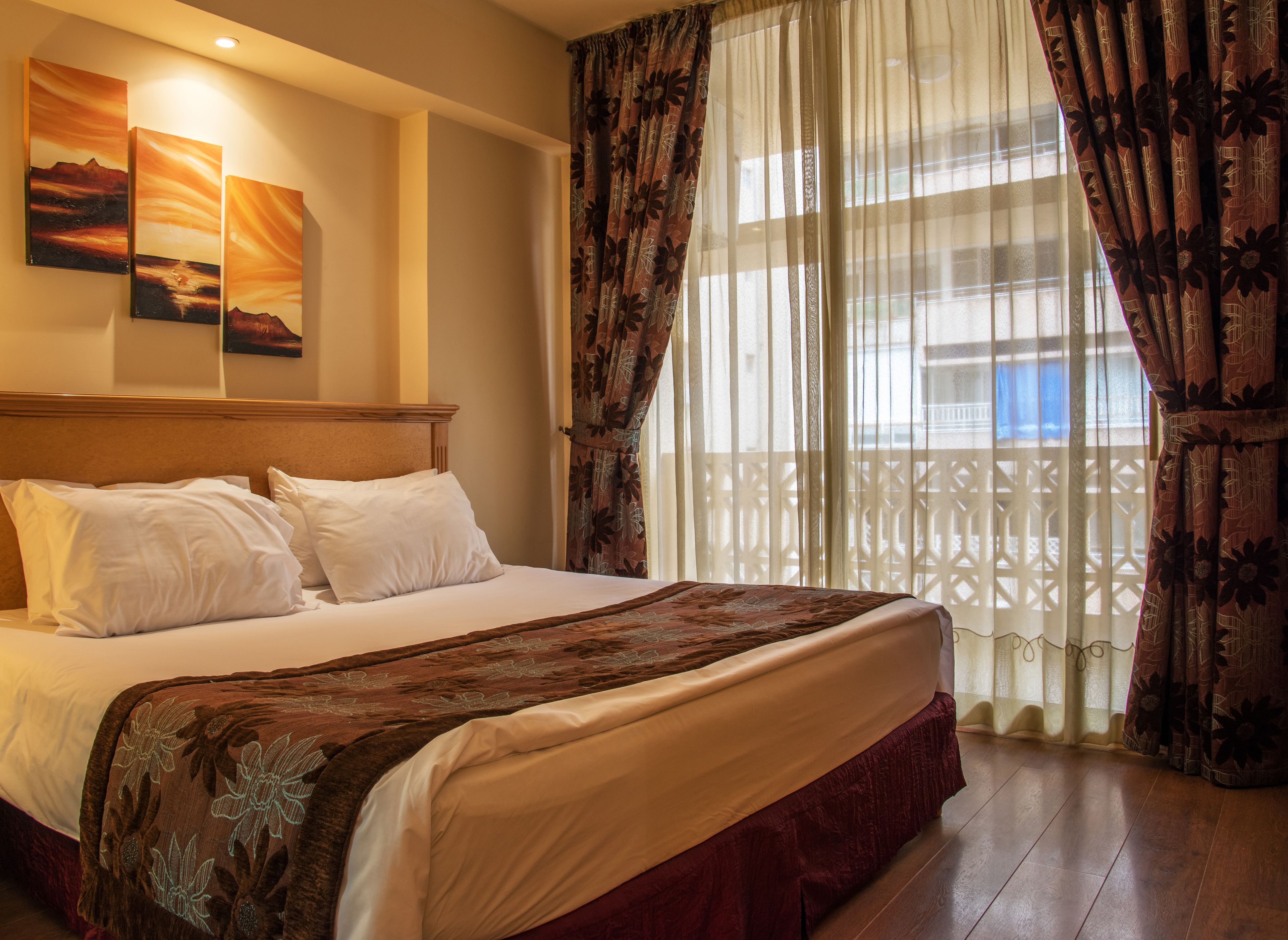 Foto - Rawche Universal Apartments