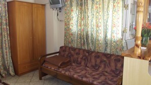 Unclassified image, 5 of 11, button - Manganas Studios (Corfu)