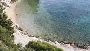 Beach - Patak's Place (Hvar)