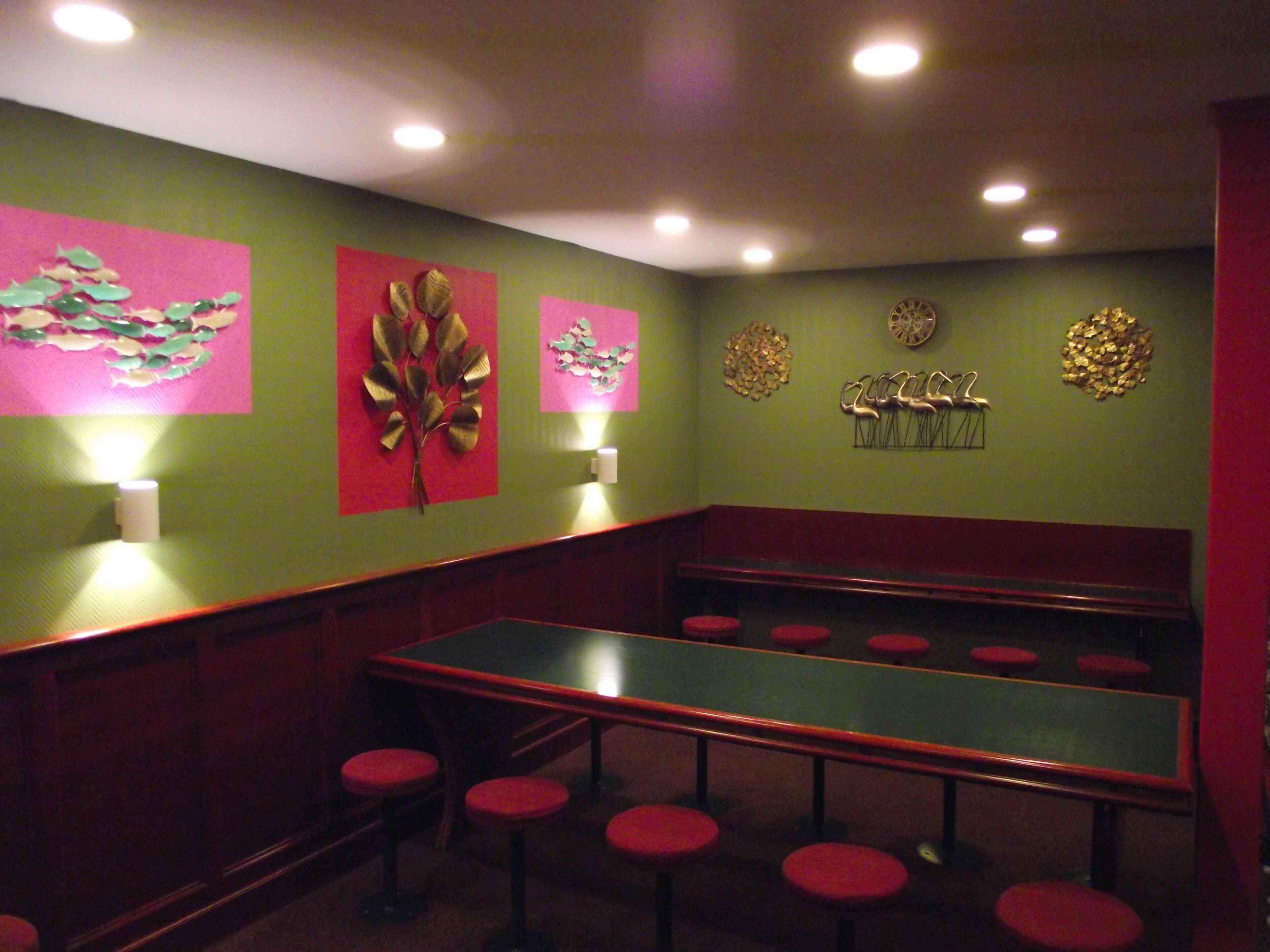 daily buffet breakfast (eur 8 per person)