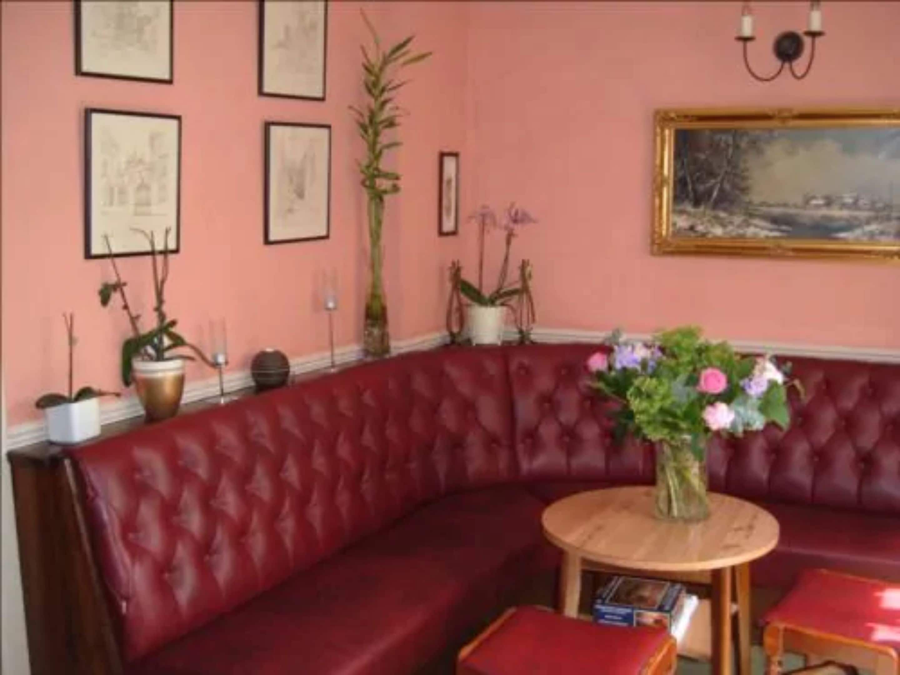 Photo - Westgate Hotel