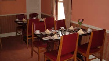 Desayuno buffet incluido todos los días