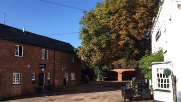 Standard Double Room, Ensuite | Exterior