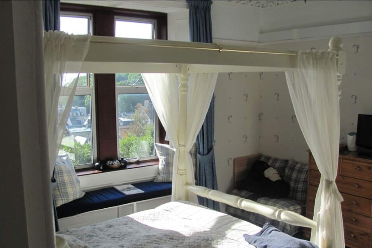Camera doppia, bagno in camera (Large Four Poster) | Lenzuola