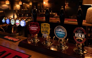 Daily full breakfast (GBP 10 per person) - The Union Inn (Cowes)