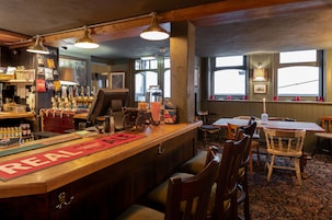 Bar (en el alojamiento)