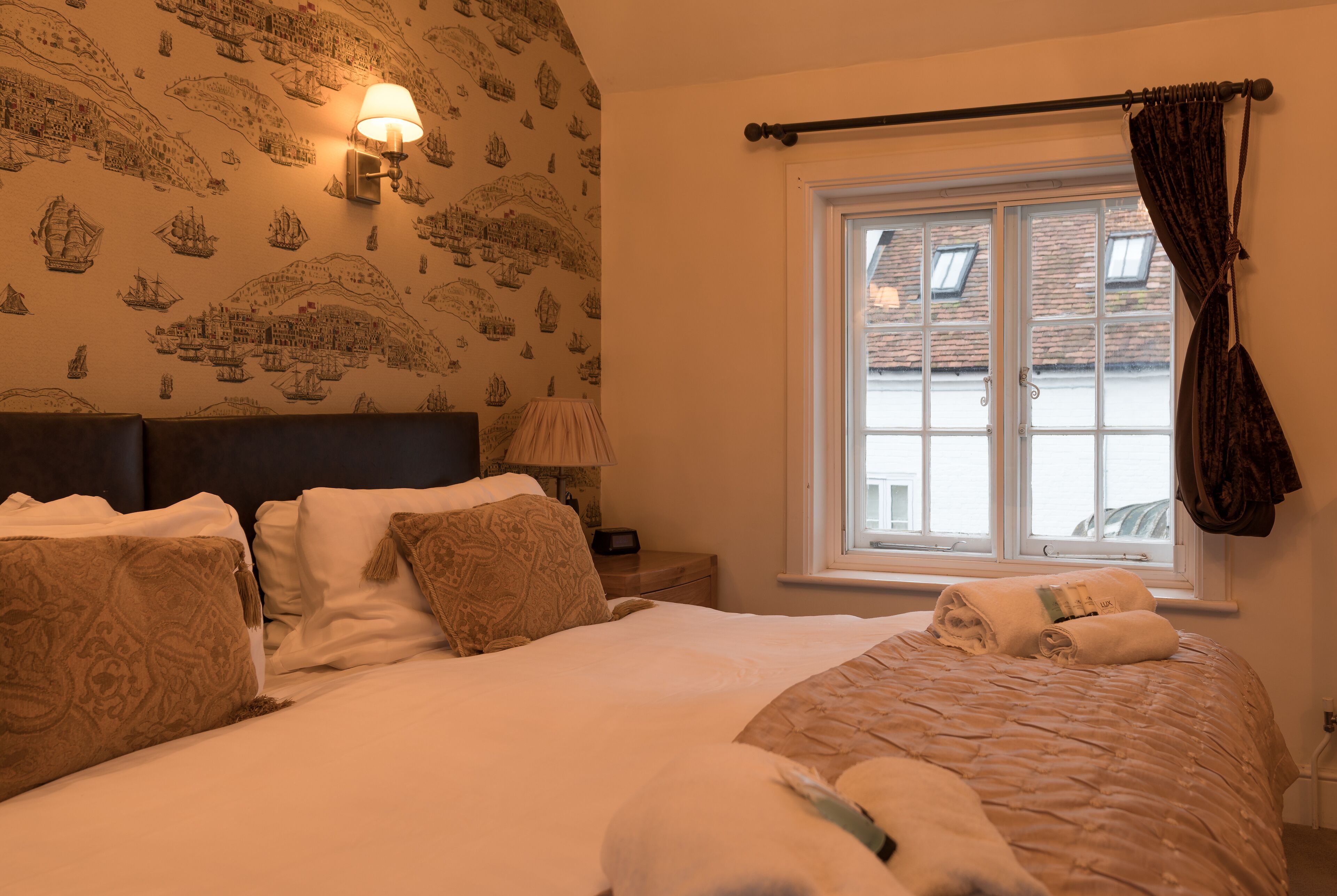 Quadruple Room | In-room safe, individually decorated, individually furnished, desk