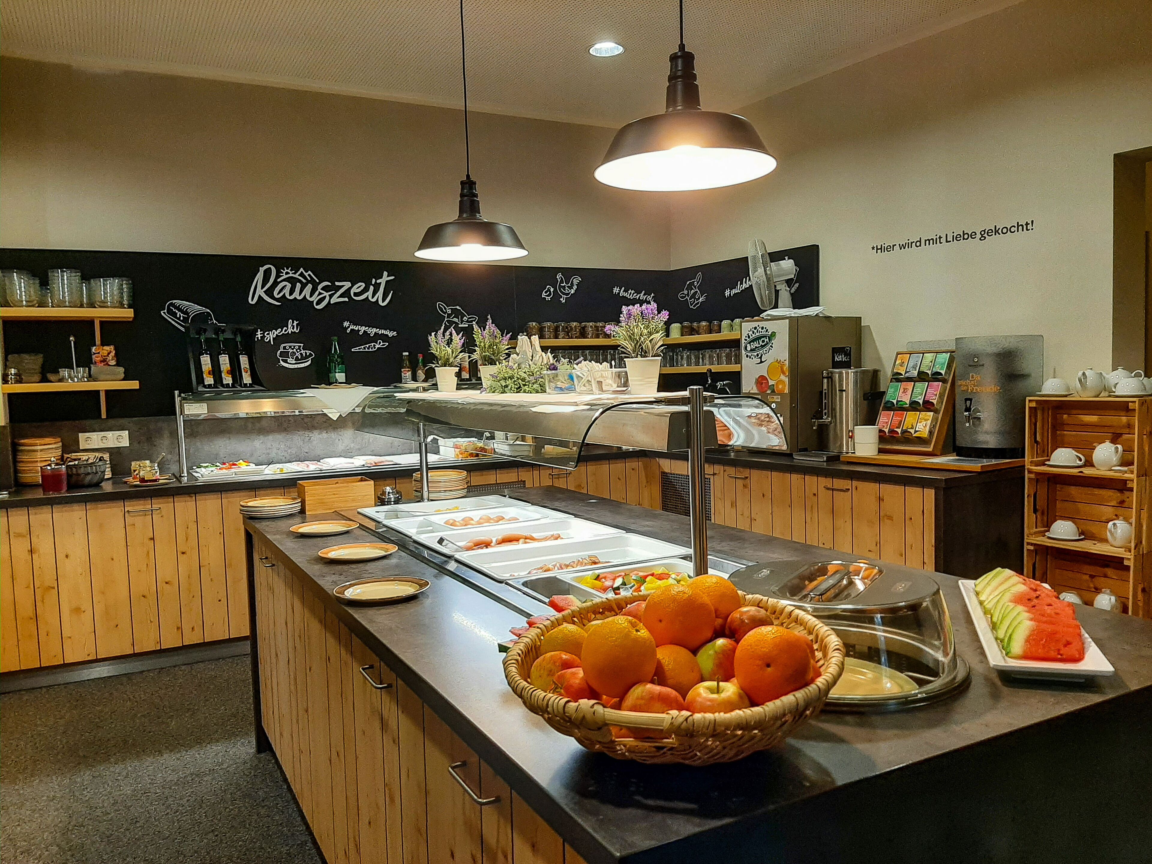 Daily buffet breakfast for a fee