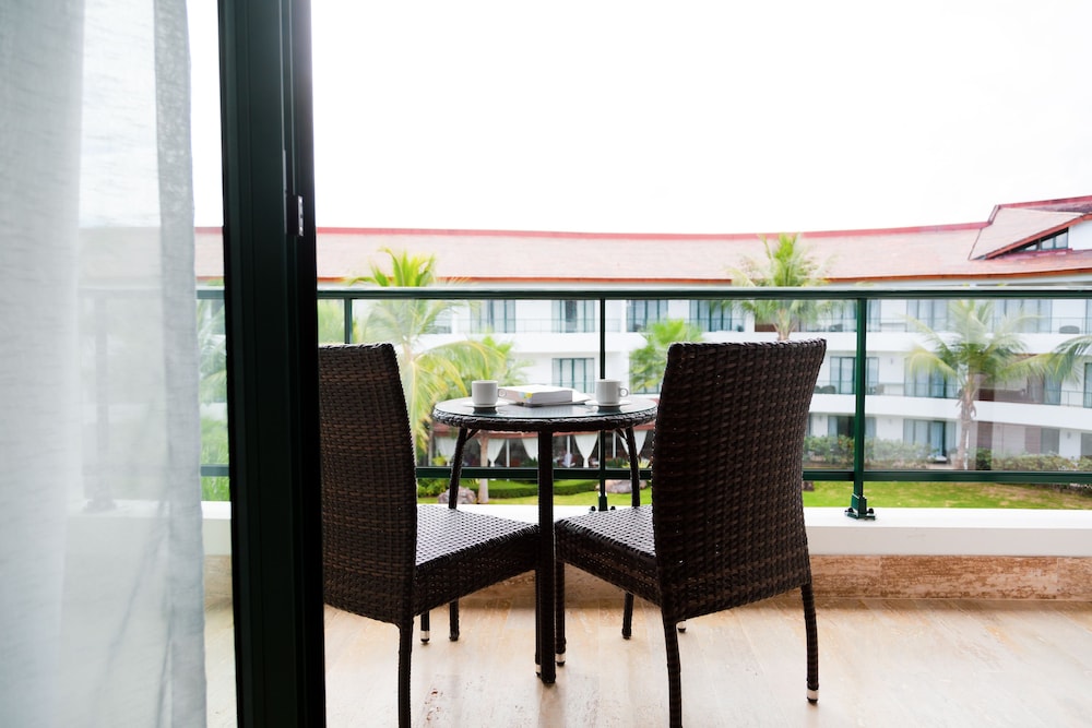 Sublime Samana Hotel & Residences, an SLH Hotel by null