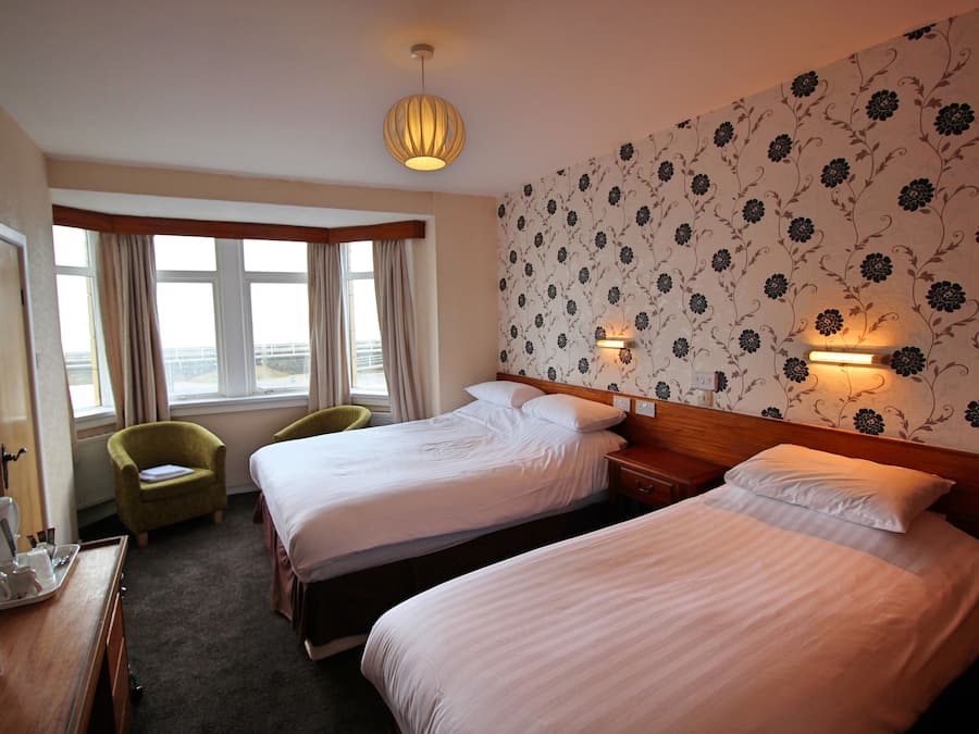 Family Triple Room | Free WiFi