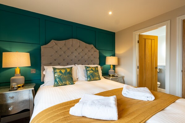 Family Suite, 2 Bedrooms, Non Smoking, Garden View