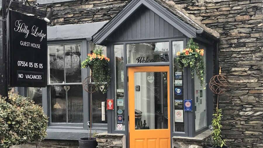 Holly Lodge Guest House