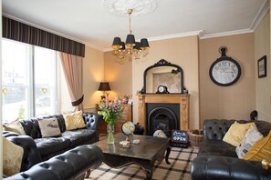 Lobby lounge - Holly Lodge Guest House (Windermere)