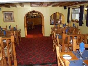 Dining - Britannia Inn (Llangollen)