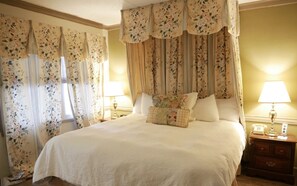 Iron/ironing board, free WiFi, bed sheets - Highlands Inn (Highlands)