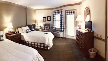 Classic Twin Room, Multiple Beds | Iron/ironing board, free WiFi, bed sheets