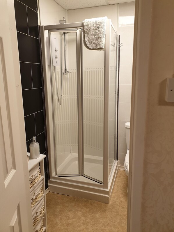 Bathroom - New Bond Hotel (Blackpool)
