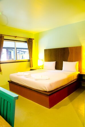 Premium bedding, Select Comfort beds, desk, free WiFi - Wimaan Buri Resort (Koh Samui)