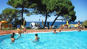 Outdoor pool - Bungalow Club Village (San Teodoro)