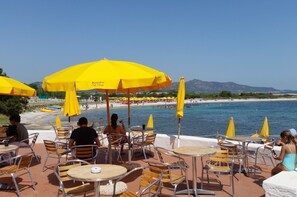 Bar sulla spiaggia
