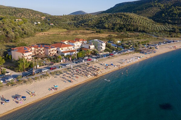 Front of property - Casa Maria Toroni (Sithonia)