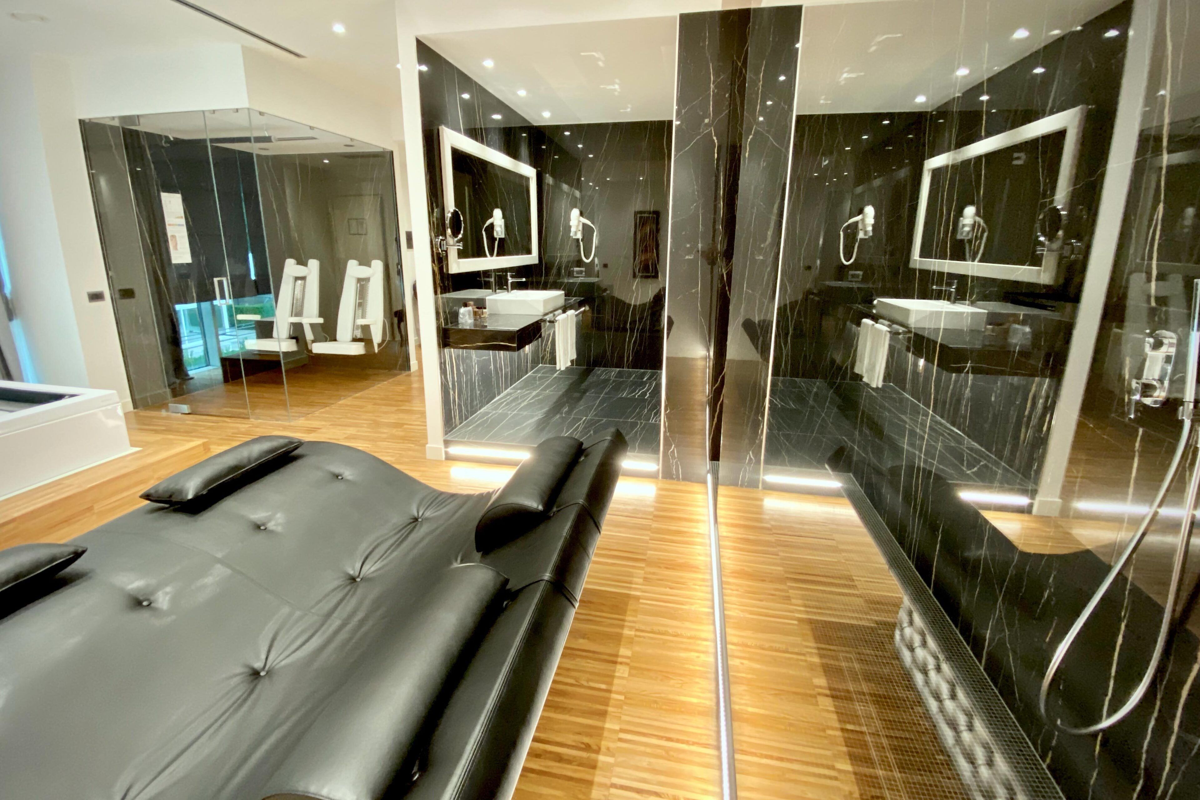 exclusive room | 1 bedroom, egyptian cotton sheets, premium bedding, pillow-top beds