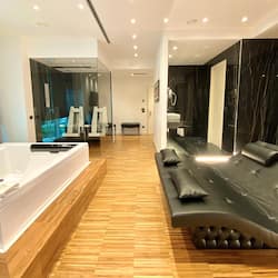 Exclusive Room