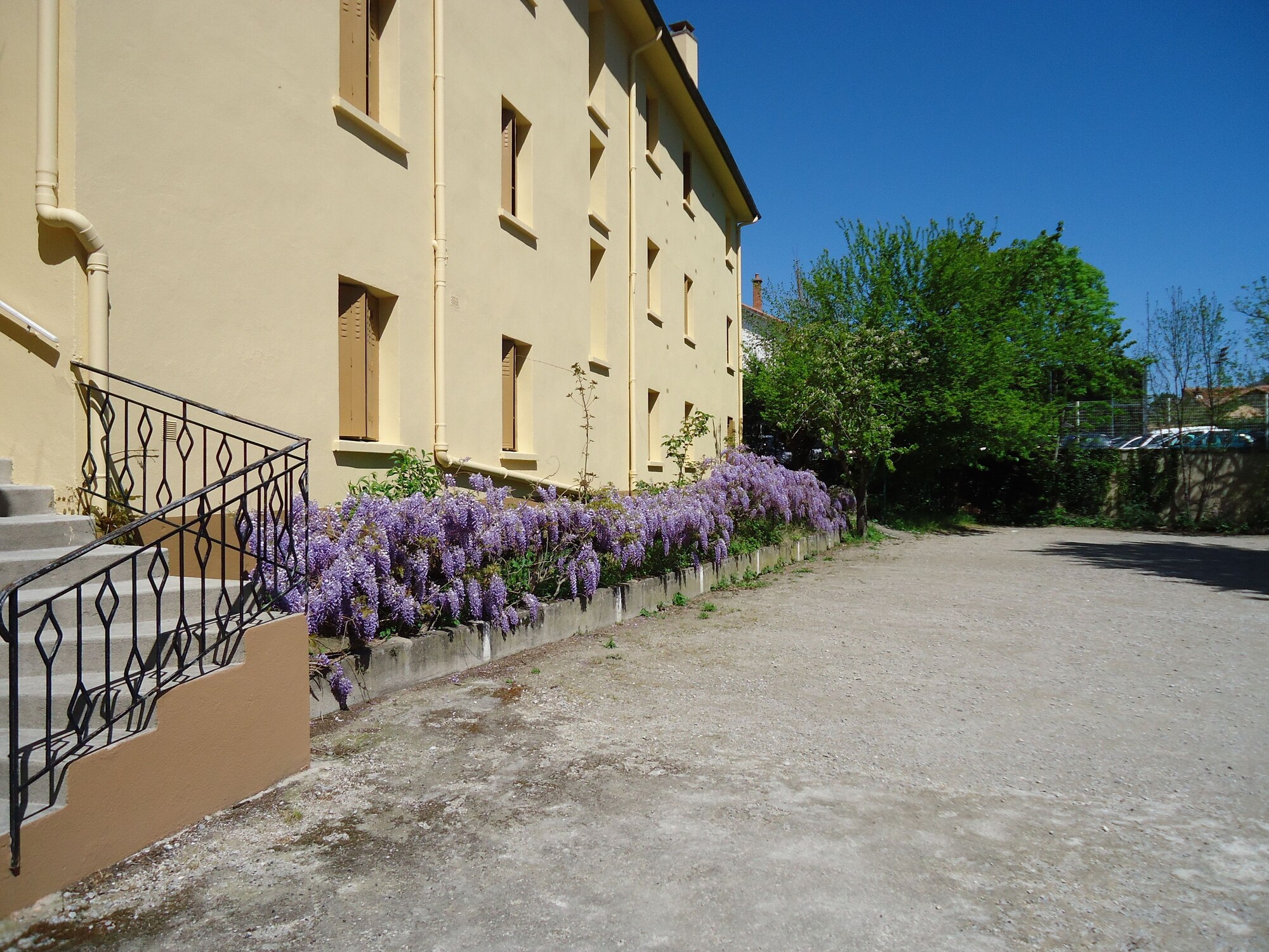 2 Star Hotels