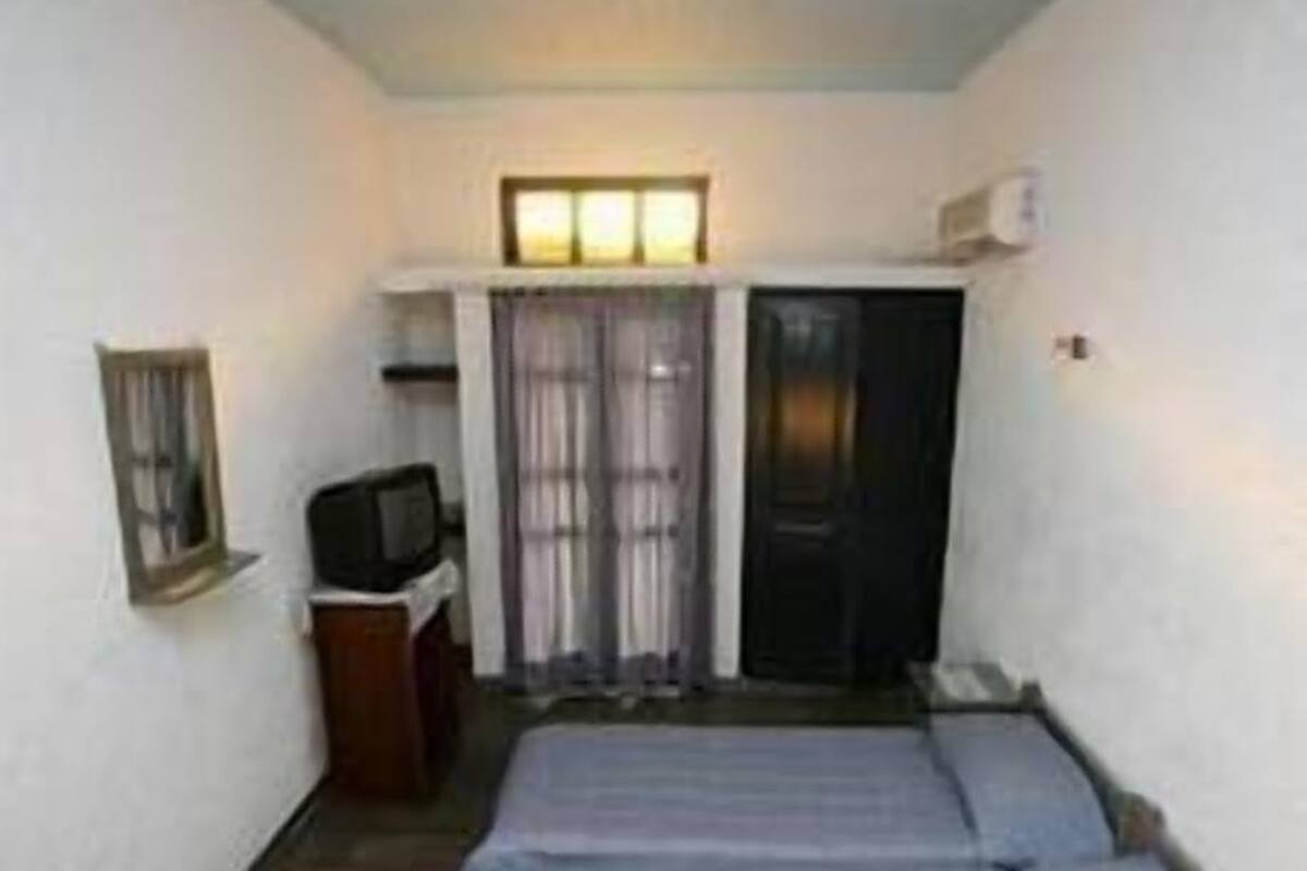 Rollaway beds