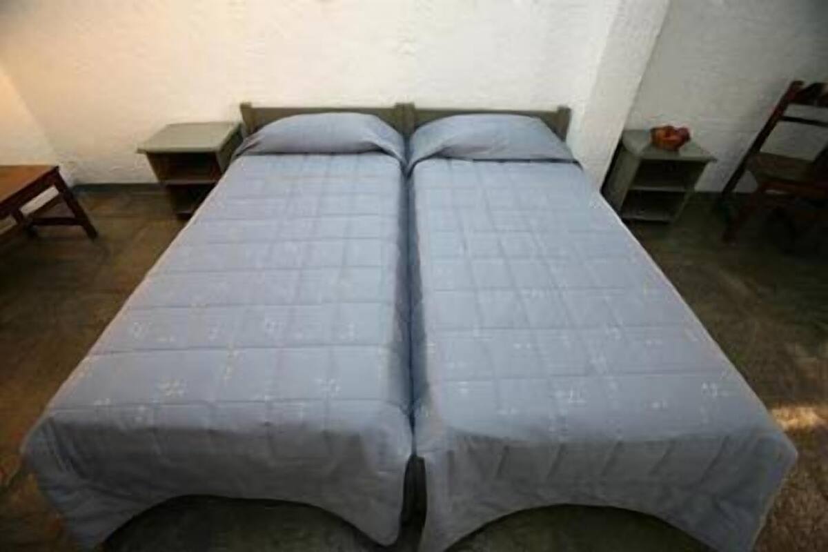 Rollaway beds