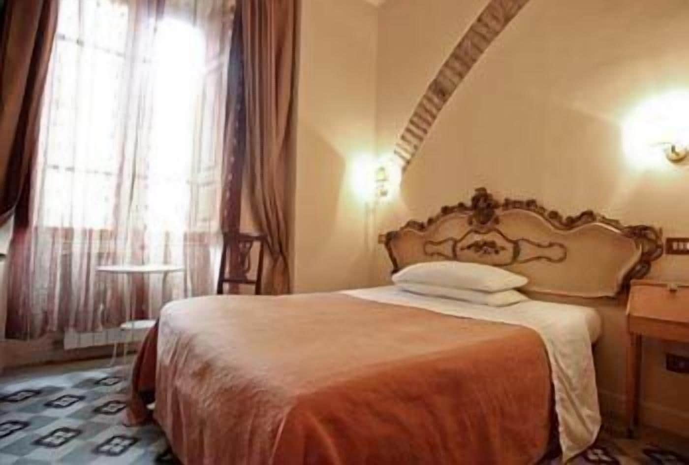 Minibar, in-room safe, desk, soundproofing