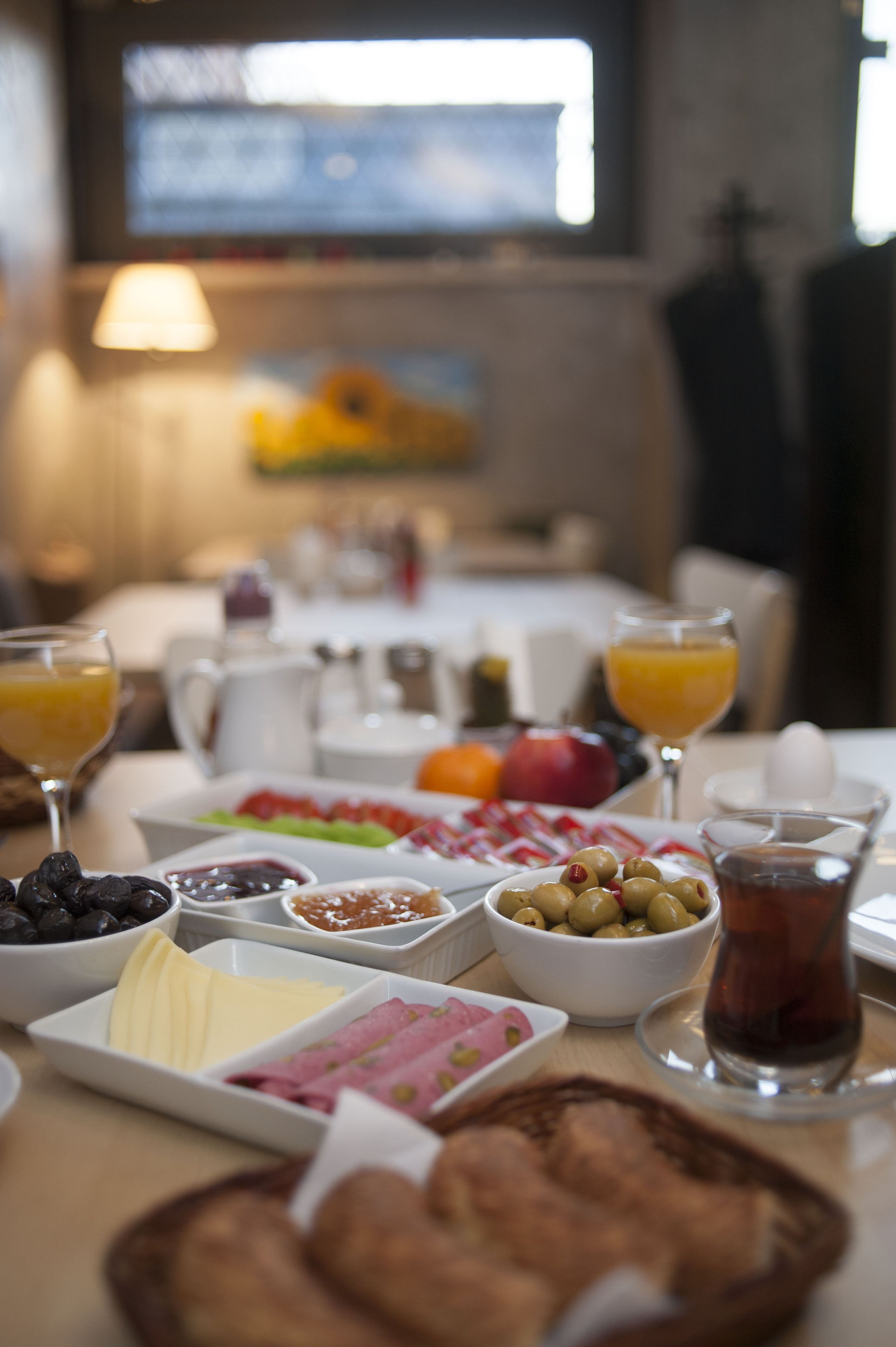 free daily continental breakfast