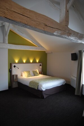 In-room safe, desk, free cots/infant beds, rollaway beds