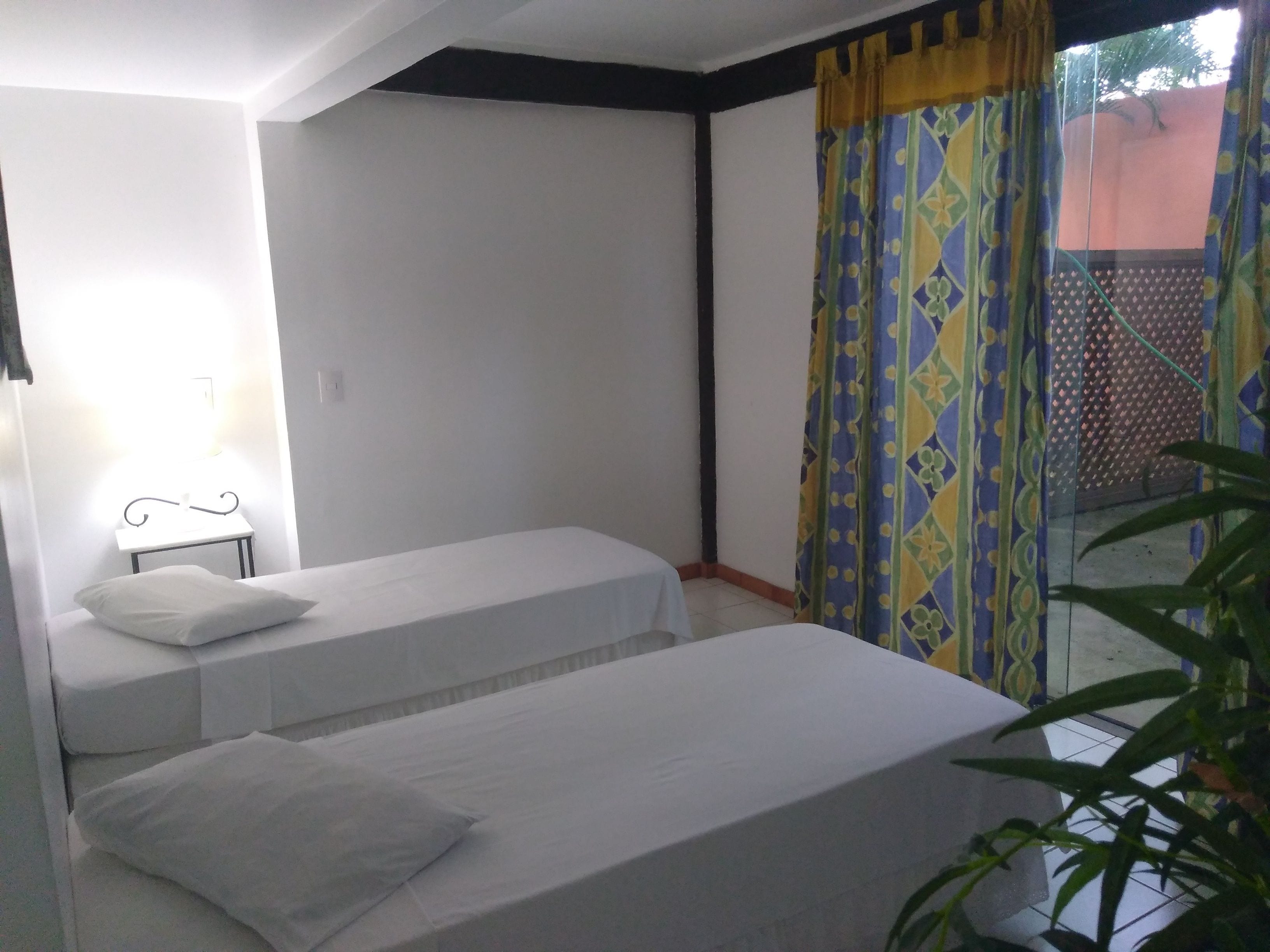 minibar, in-room safe, free wifi, bed sheets