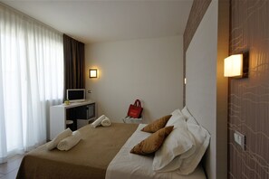 Tallelokero huoneessa, yksilöllisesti sisustettu
