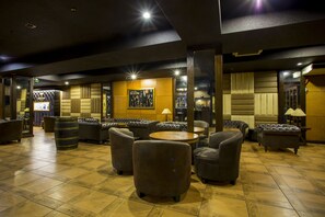 Bar (on property) - Hotel Rembrandt Quezon City (Quezon City)